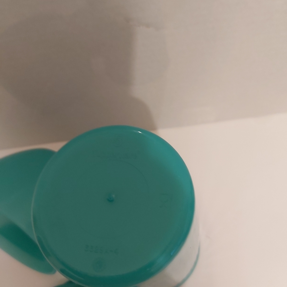 2 article tupperware - Picture 8 of 12